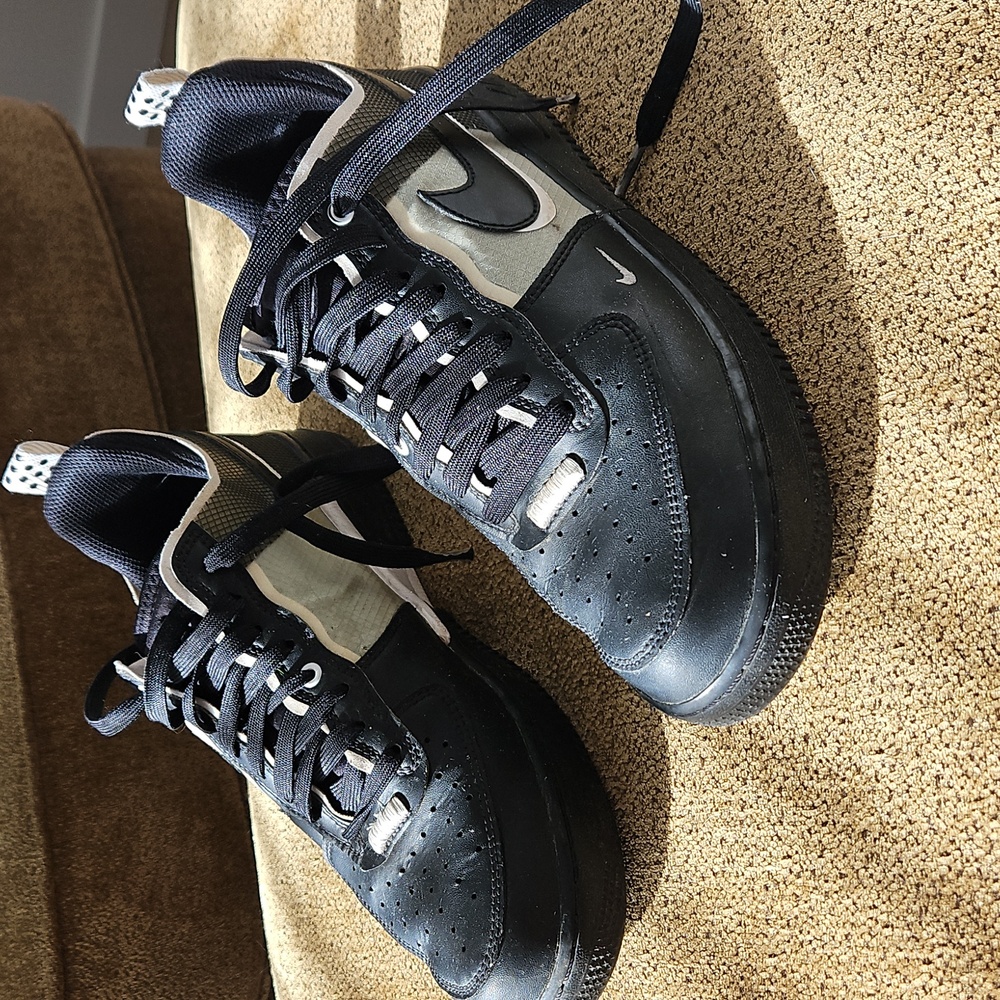 Nike Air Force 1 React Size 8